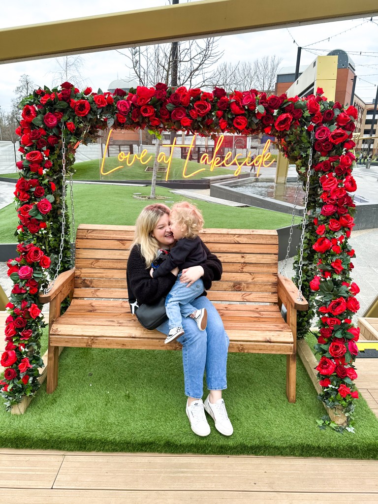 Sophie Bradbury aka budget mum Soph. helping mums save money.